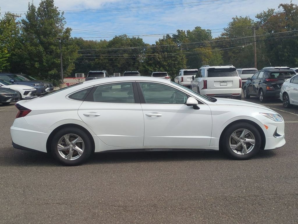 Used 2021 Hyundai Sonata SE Sedan