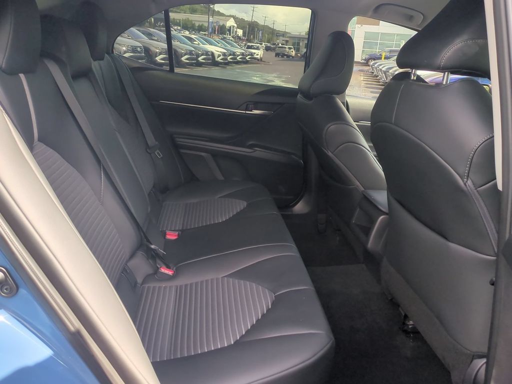 2024 Toyota Camry SE - Photo 25