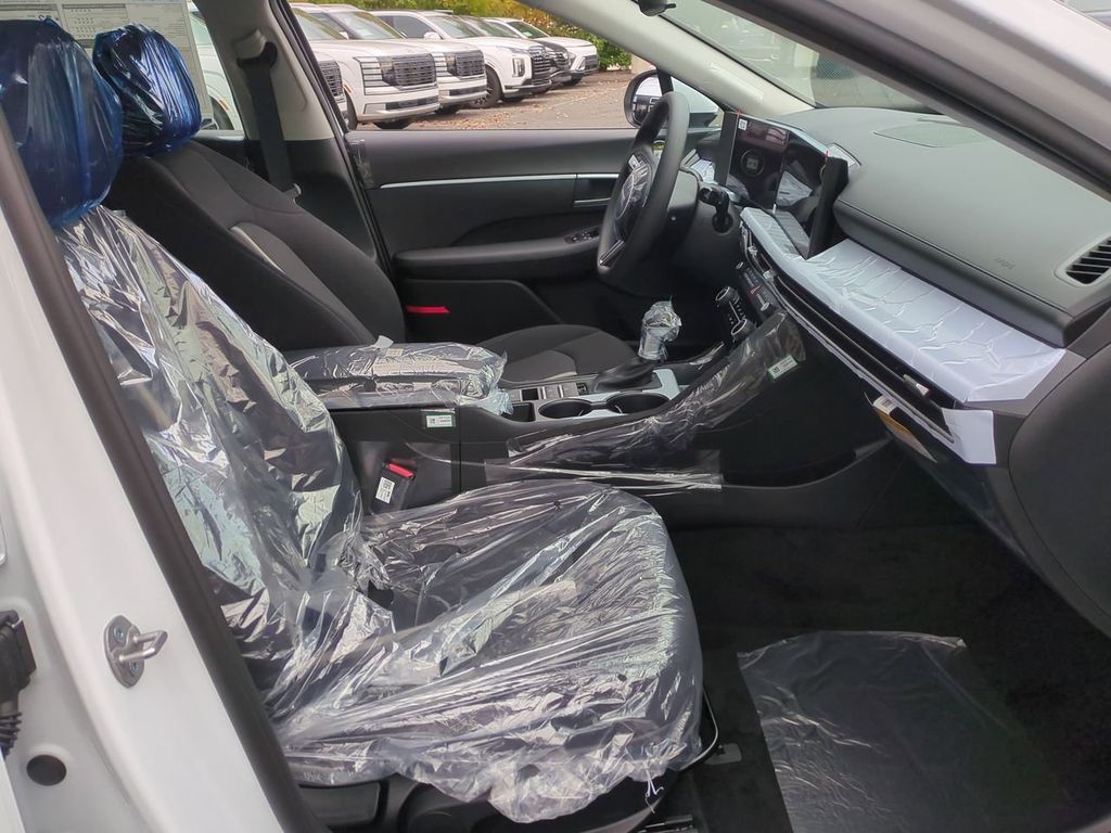2026 Hyundai Sonata SE - Photo 26