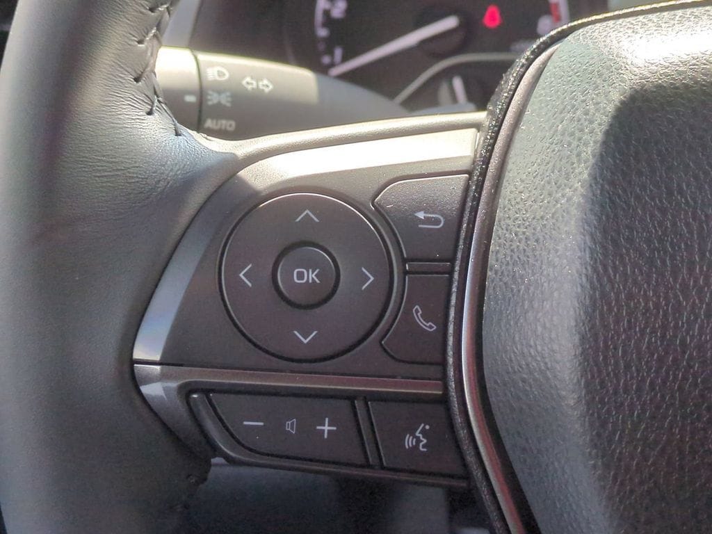 2024 Toyota Camry SE - Photo 14