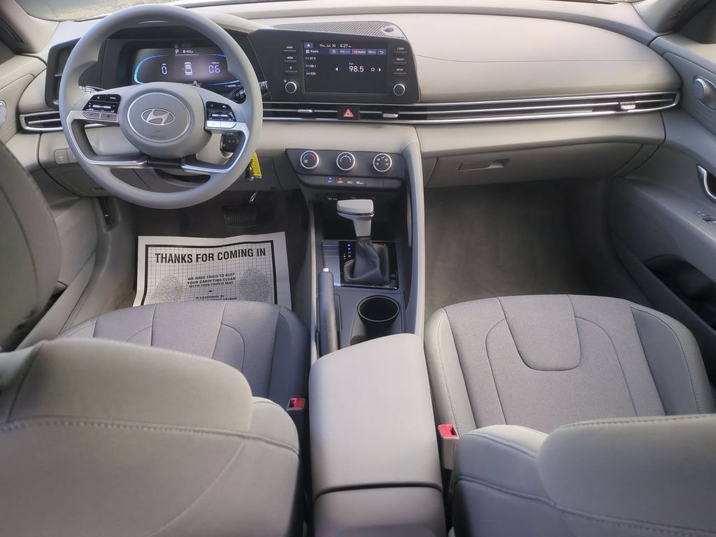 2026 Hyundai Elantra SE - Photo 21