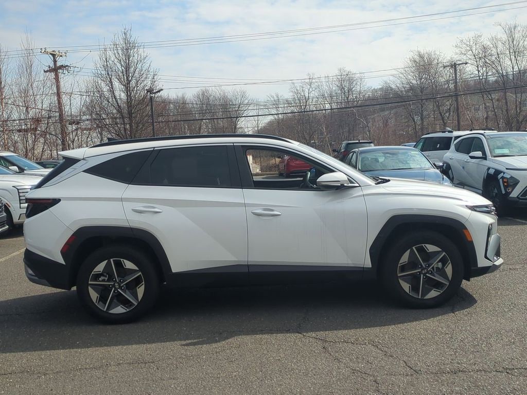 Certified 2025 Hyundai Tucson SEL Convenience SUV