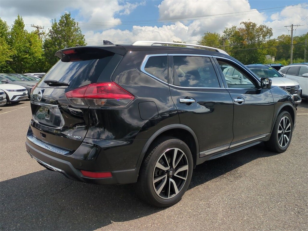 2020 Nissan Rogue SL photo 3