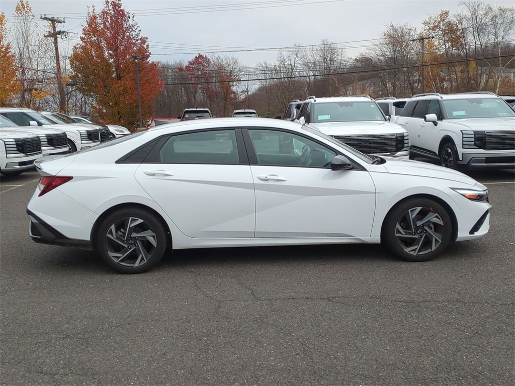 Certified 2025 Hyundai Elantra SEL Sport Sedan