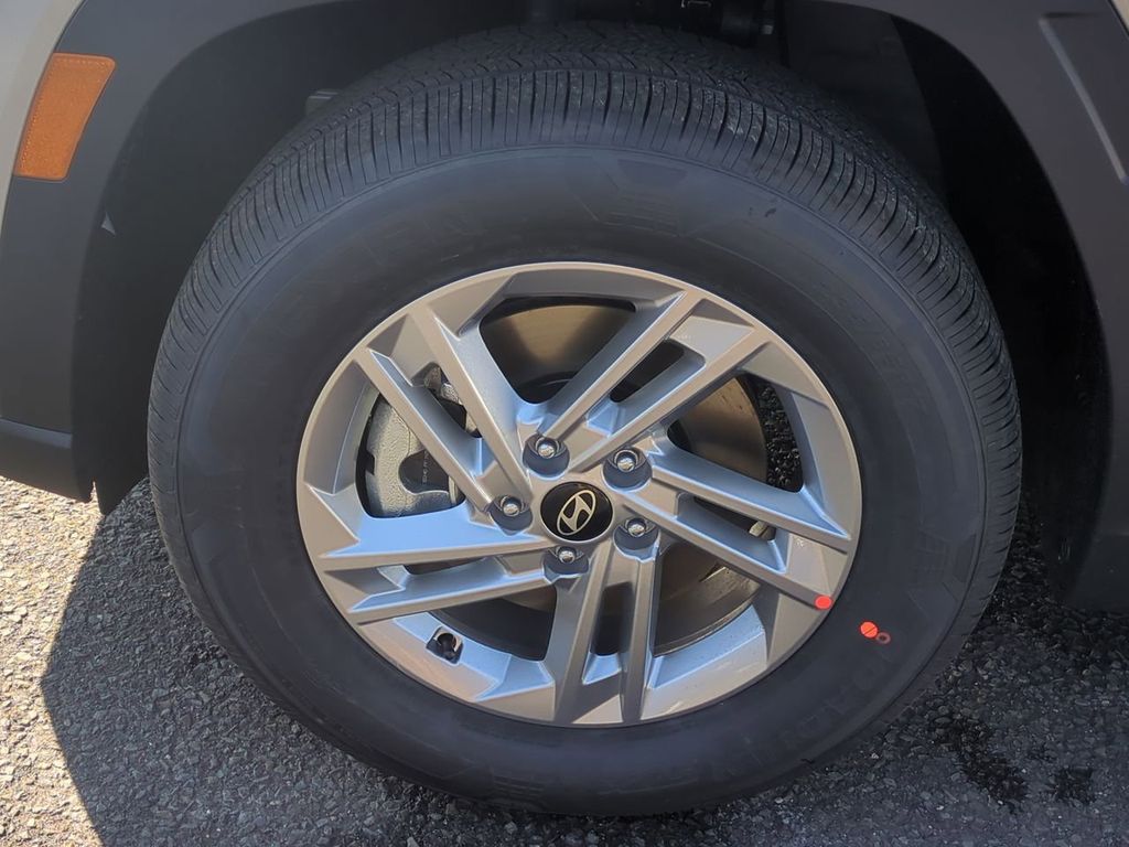 2026 Hyundai Tucson SE - Photo 9
