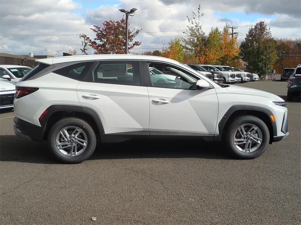 New 2026 Hyundai Tucson SE AWD SUV