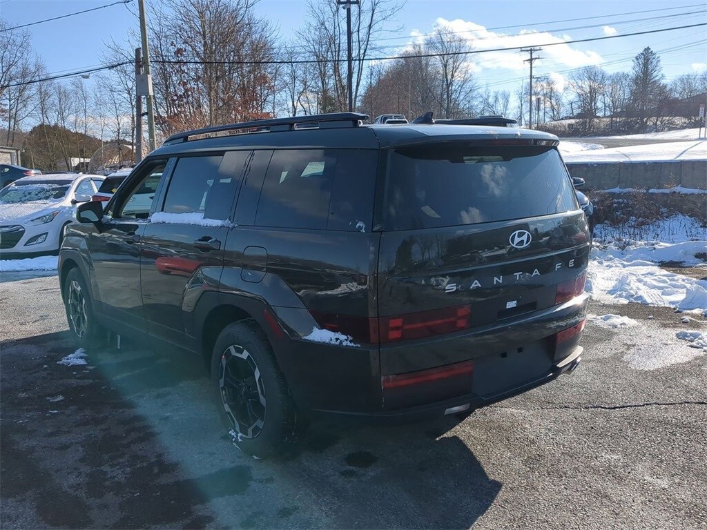2025 Hyundai Santa Fe SEL photo 4