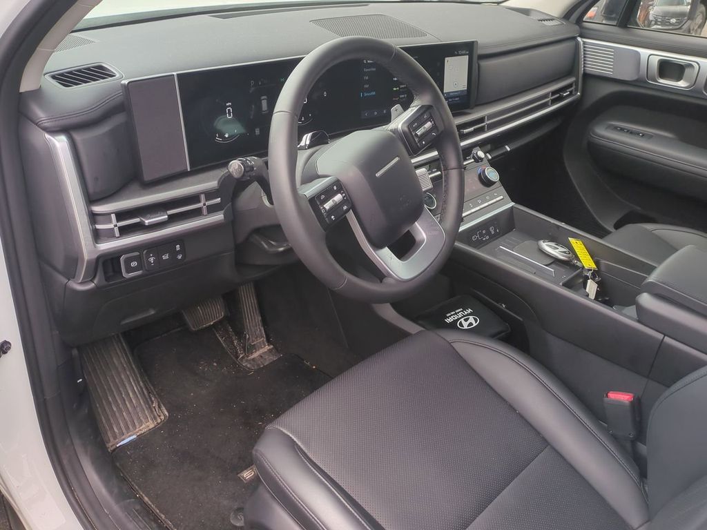 2025 Hyundai Santa Fe XRT - Photo 12