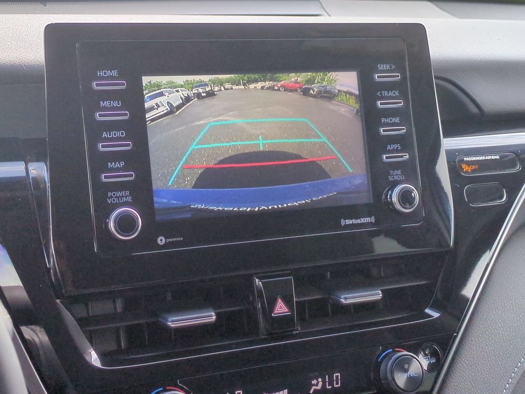 2024 Toyota Camry SE - Photo 20