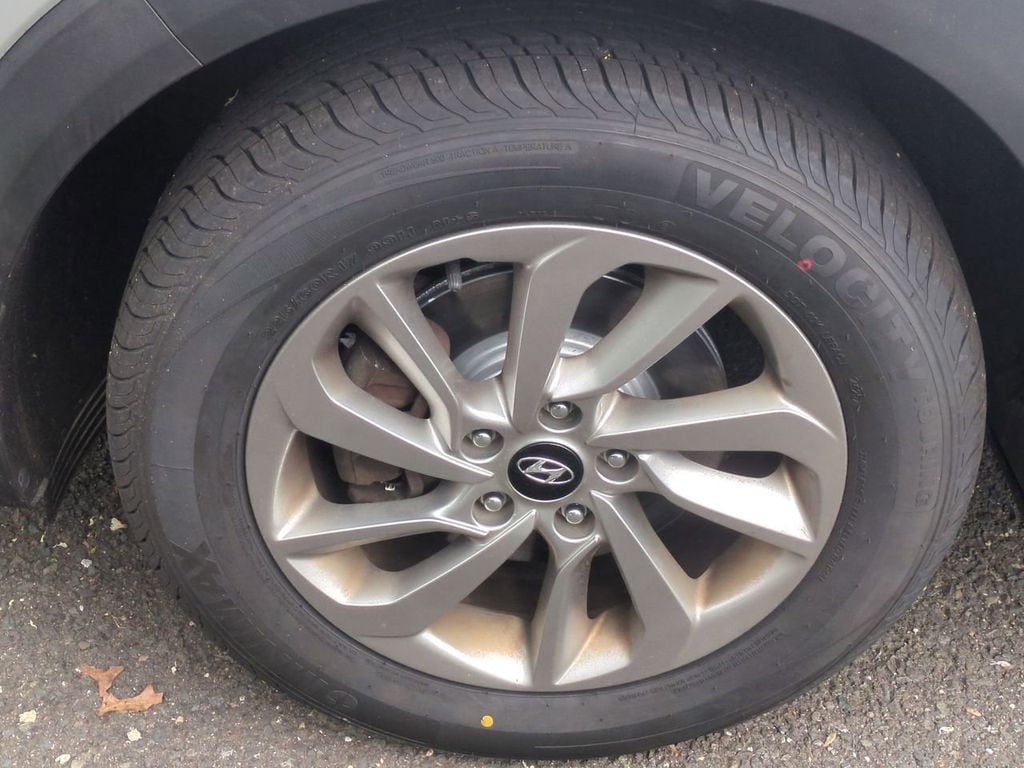 2018 Hyundai Tucson SE - Photo 9