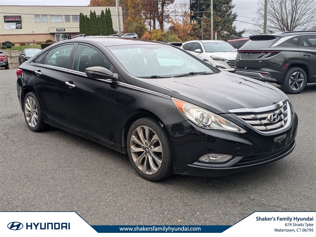 Used 2011 Hyundai Sonata SE Sedan