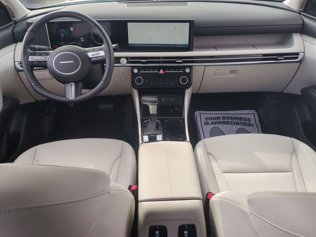 2025 Hyundai Tucson SEL Convenience - Photo 23