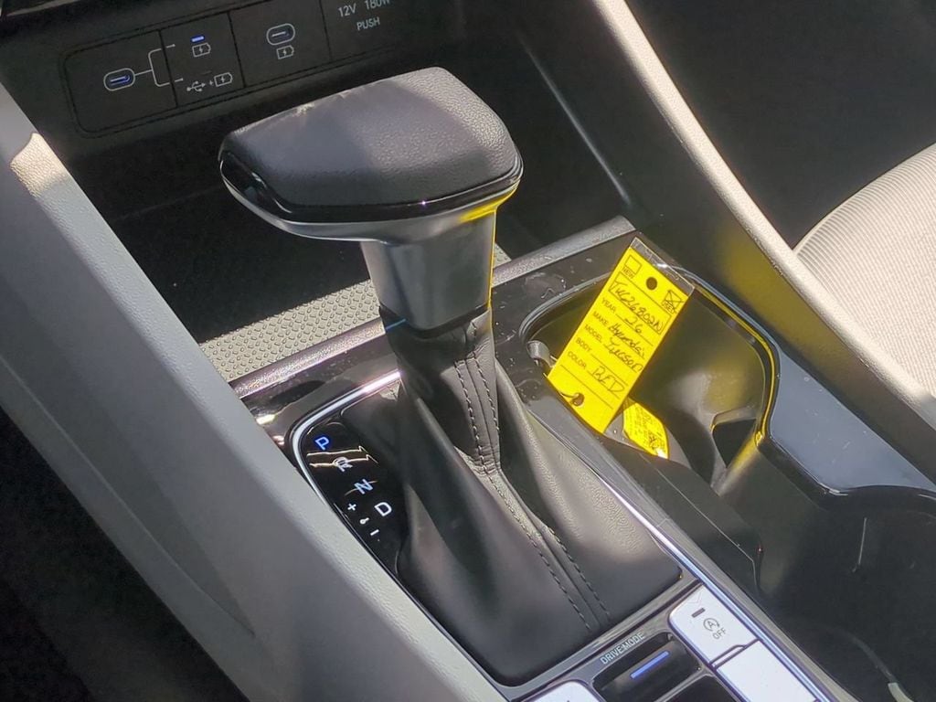 2026 Hyundai Tucson SEL - Photo 17