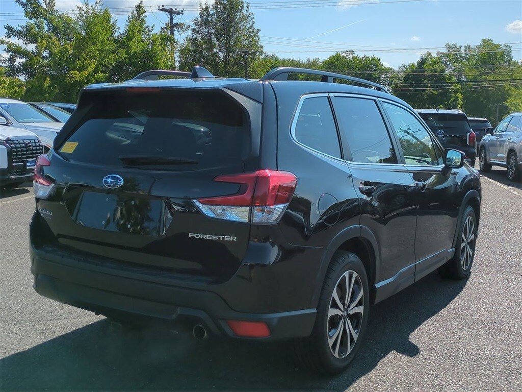 2019 Subaru Forester Limited photo 3