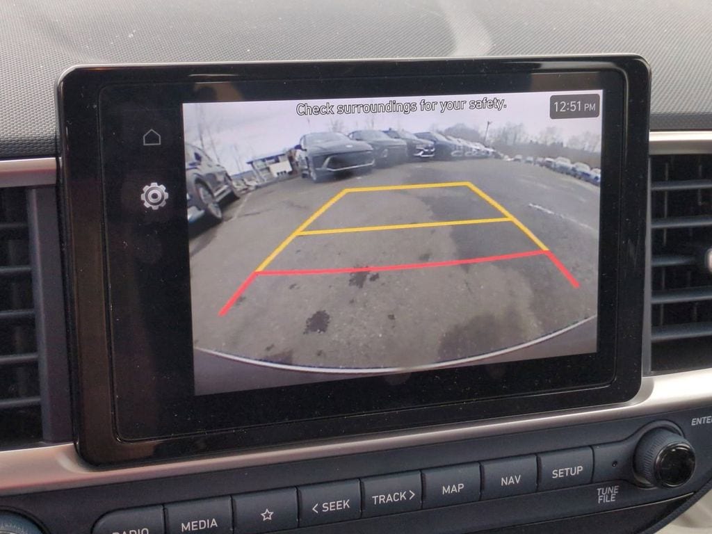 2025 Hyundai Venue Limited - Photo 20
