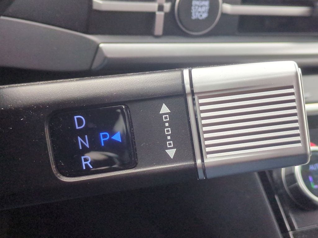 2025 Hyundai Santa Fe XRT - Photo 17