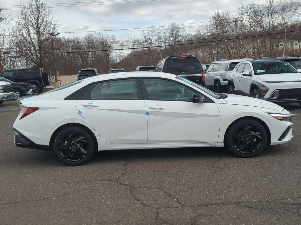New 2026 Hyundai Elantra SEL Sport Sedan