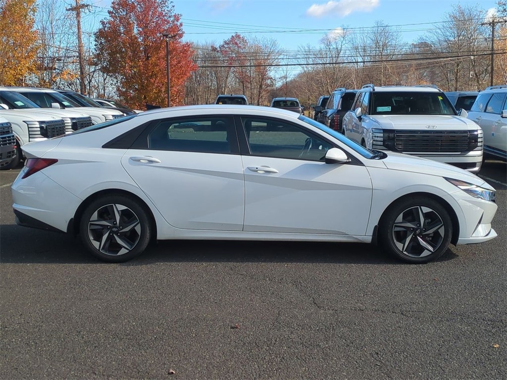 Used 2023 Hyundai Elantra SEL Sedan