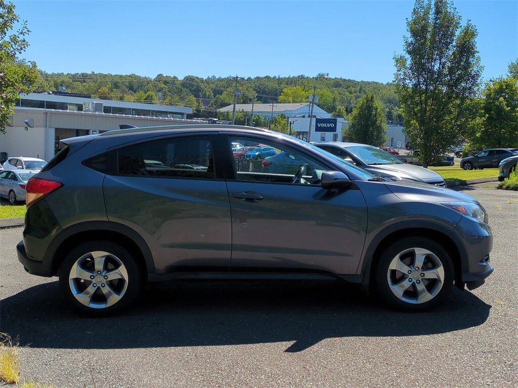 2018 Honda HR-V EX-L photo 2