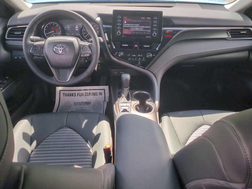 2024 Toyota Camry SE - Photo 22