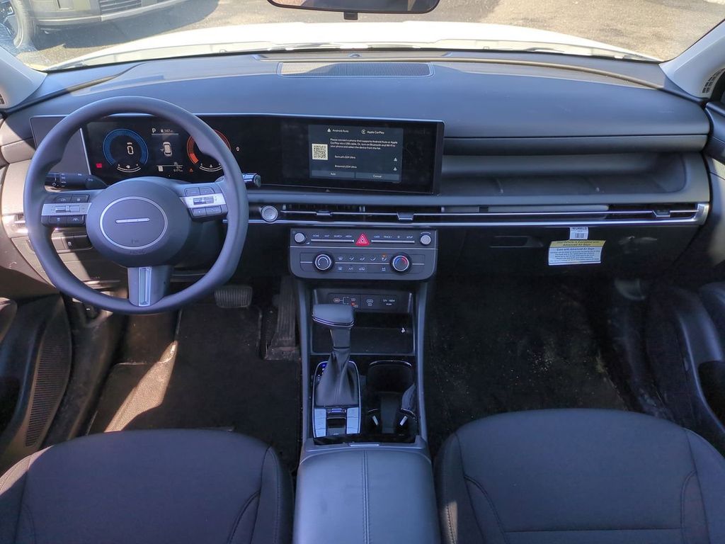 2025 Hyundai Tucson SE - Photo 22