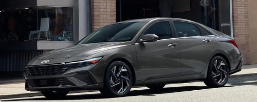 2025-elantra-hev-0236-gallery_7-5.jpg