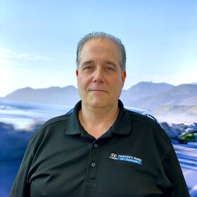 Staff member Andrew Heavens from 510bce452e6f