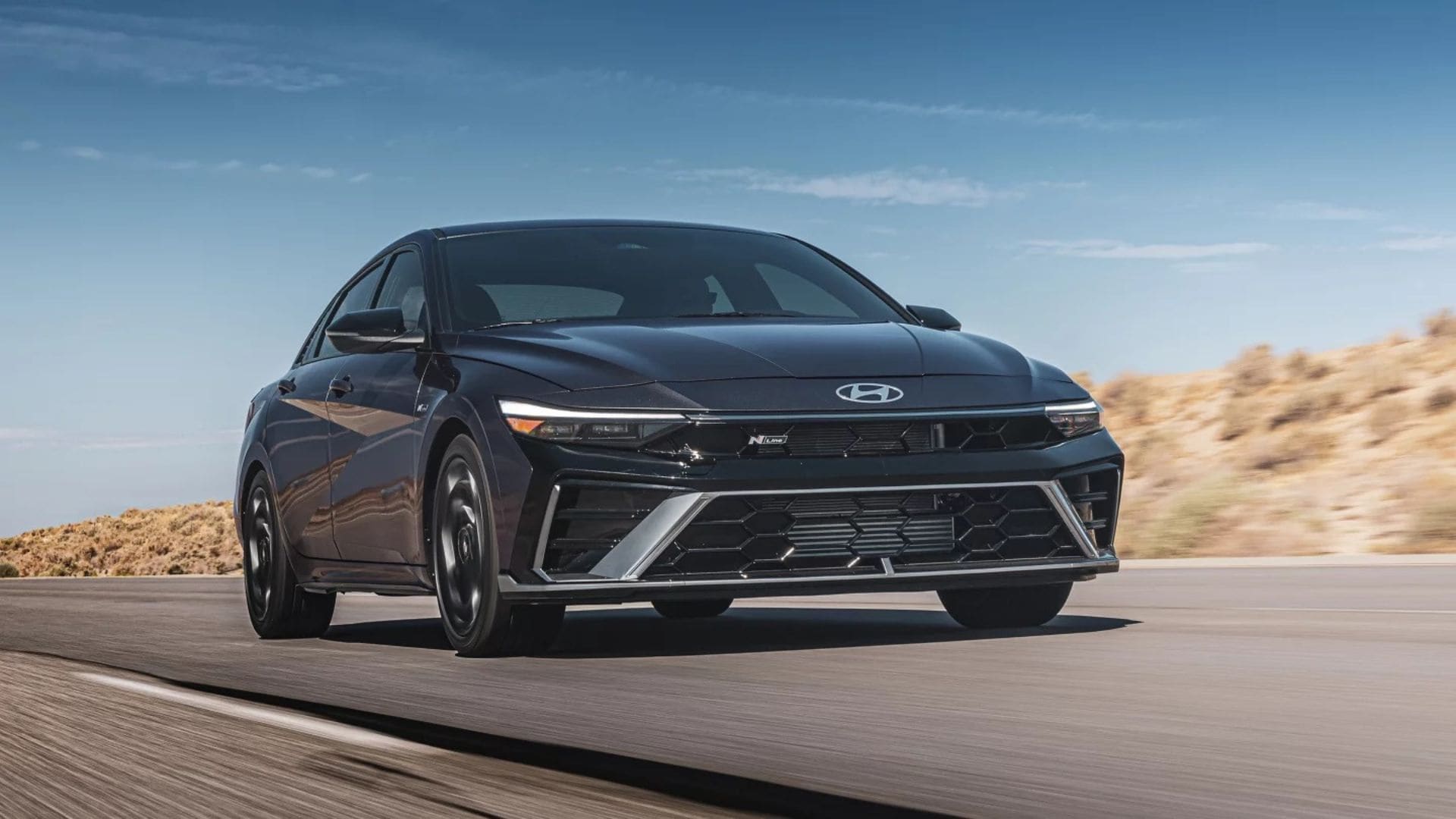 2025-elantra-n-line-0245-gallery_16-9.jpg