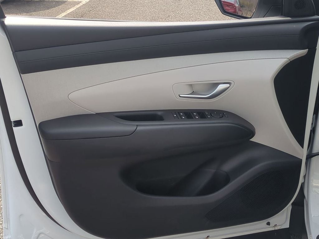 2025 Hyundai Tucson SEL Convenience - Photo 10