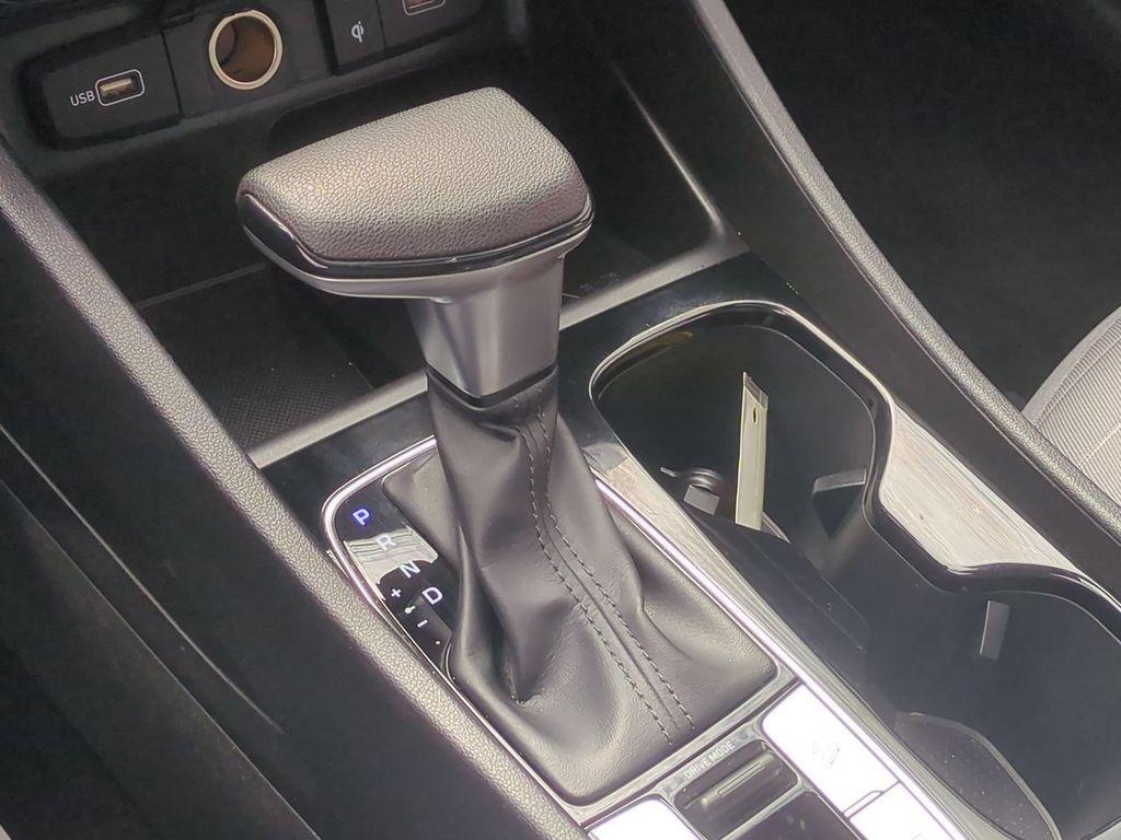 2023 Hyundai Santa Cruz SEL - Photo 17