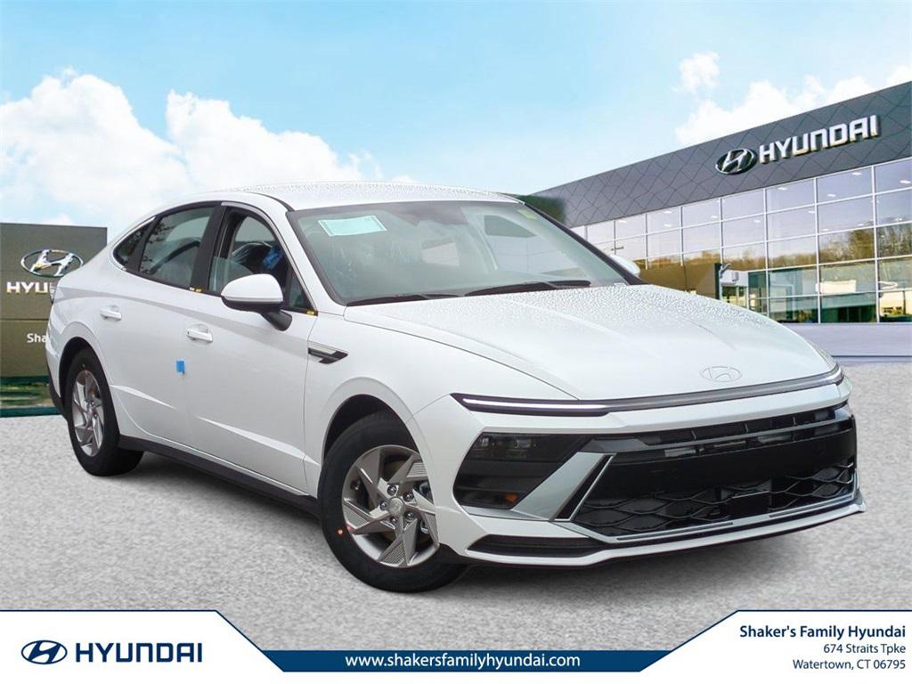 2026 Hyundai Sonata SE's photo