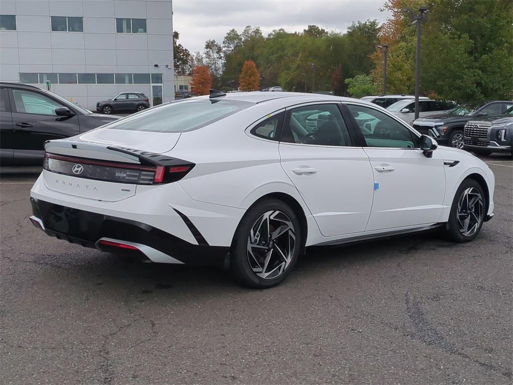 New 2026 Hyundai Sonata SEL Sport Sedan