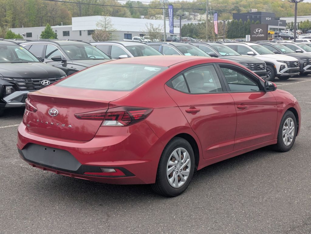 Used 2020 Hyundai Elantra SE with VIN KMHD74LF8LU925168 for sale in Watertown, CT