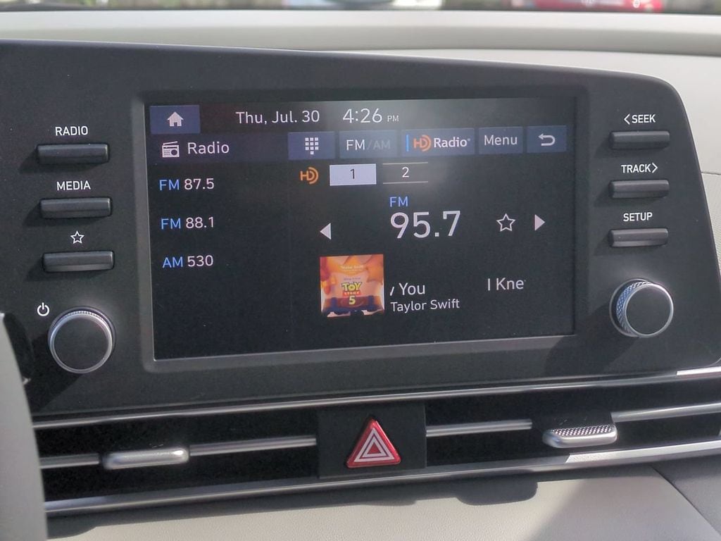2026 Hyundai Elantra SE - Photo 18