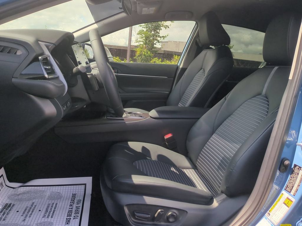 2024 Toyota Camry SE - Photo 21