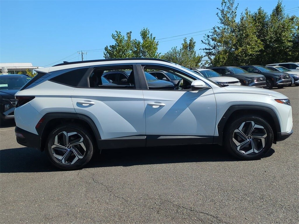 2022 Hyundai Tucson SEL Convenience photo 2
