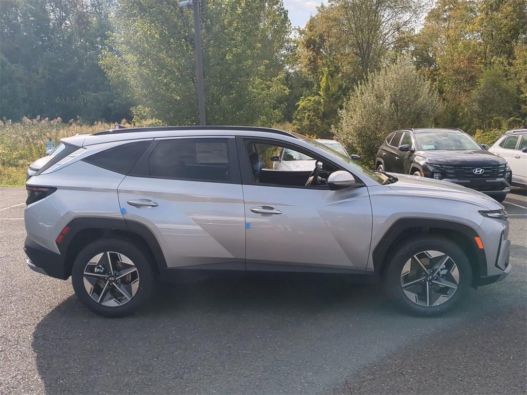 New 2025 Hyundai Tucson Hybrid SEL Convenience SUV