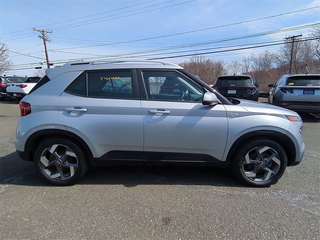 Certified 2022 Hyundai Venue SEL with VIN KMHRC8A30NU173020 for sale in Watertown, CT