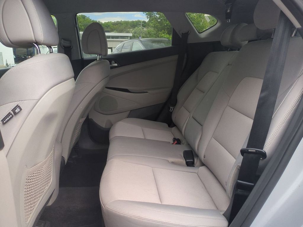 2018 Hyundai Tucson SE - Photo 22