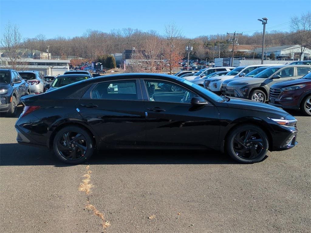 New 2026 Hyundai Elantra SEL Sport Sedan