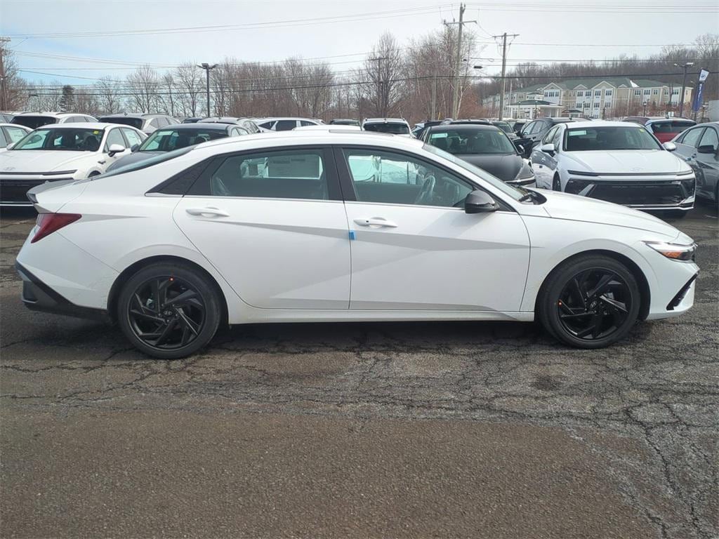 New 2026 Hyundai Elantra SEL Sport Premium Sedan