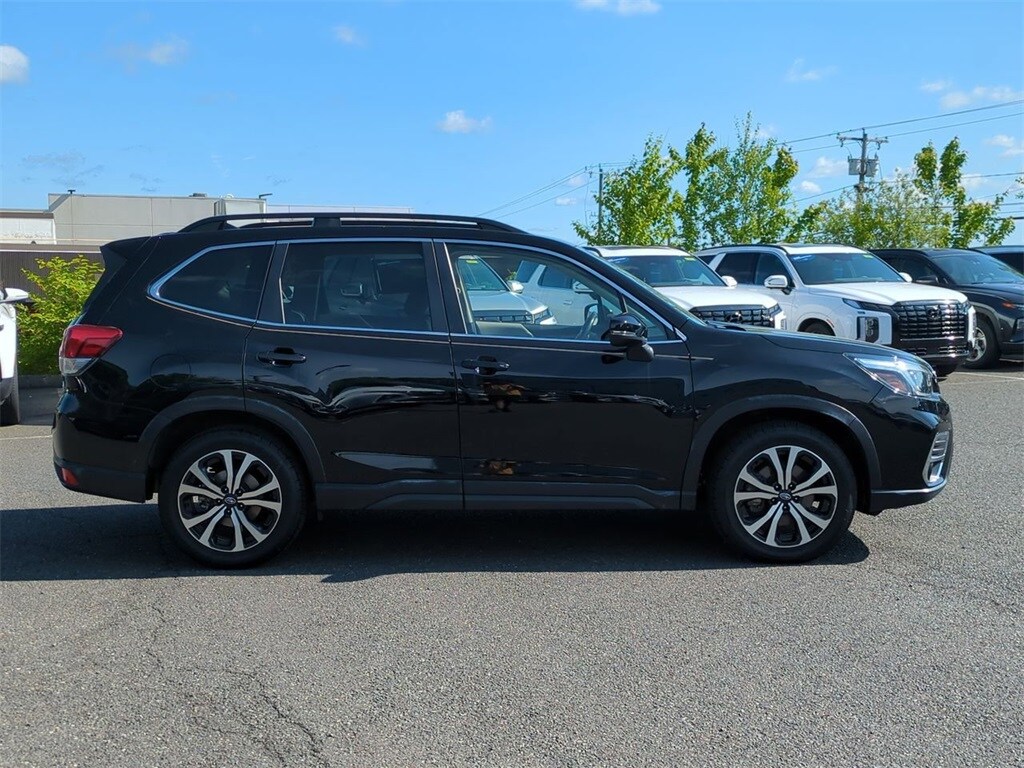 2019 Subaru Forester Limited photo 2