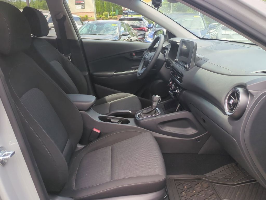 2023 Hyundai Kona SEL - Photo 25