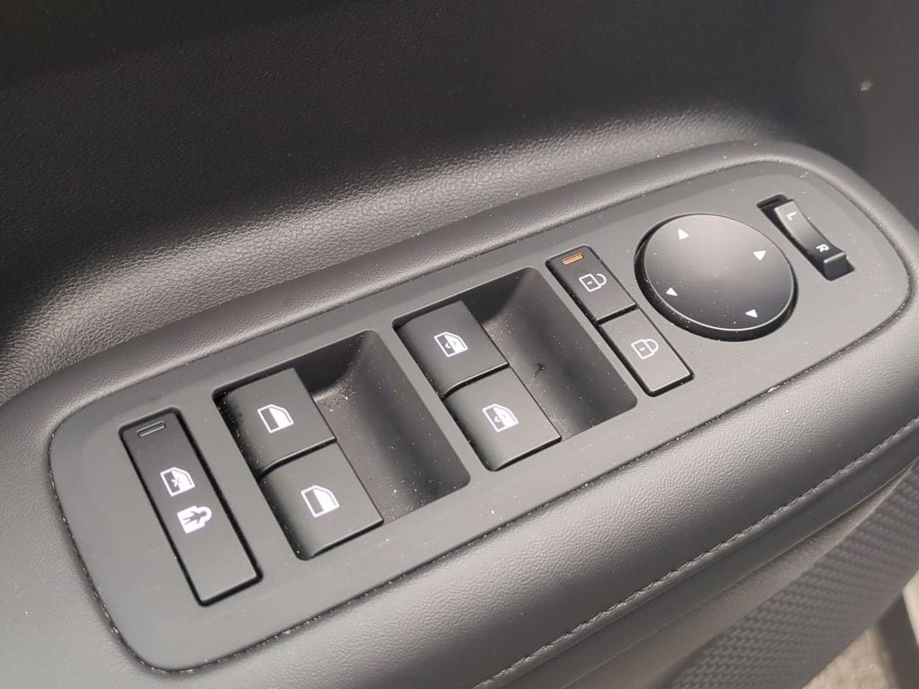 2025 Hyundai Santa Fe XRT - Photo 11