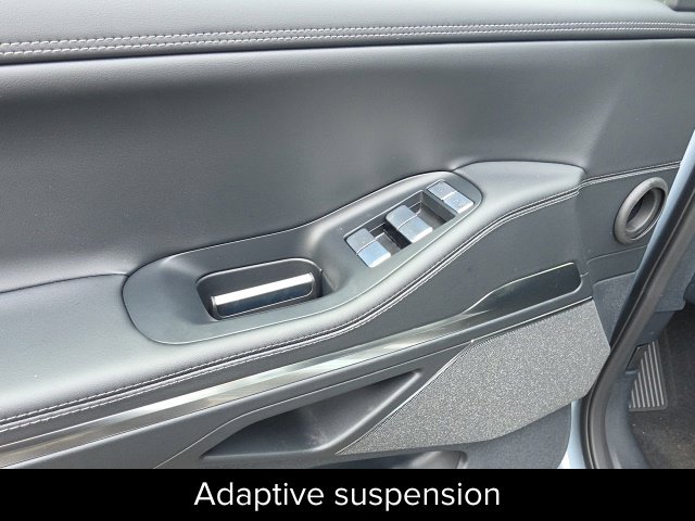 2027 Lincoln Navigator Reserve L - Photo 18
