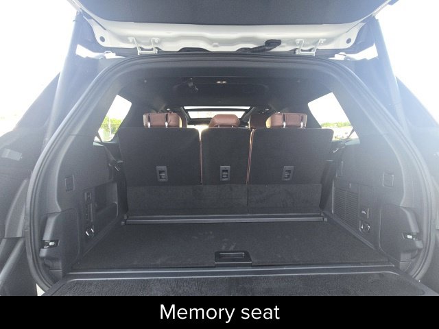 2027 Lincoln Navigator Reserve - Photo 12