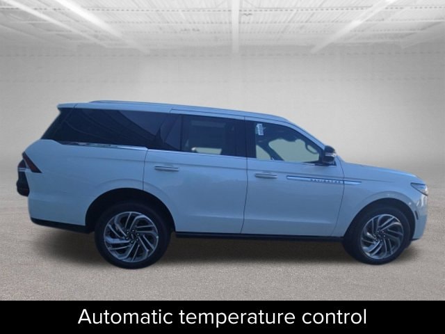 2027 Lincoln Navigator Reserve - Photo 7