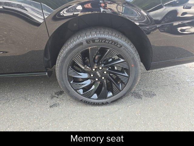 2027 Lincoln Navigator Reserve L - Photo 14