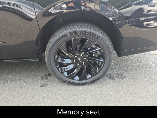 2027 Lincoln Navigator Reserve L - Photo 14
