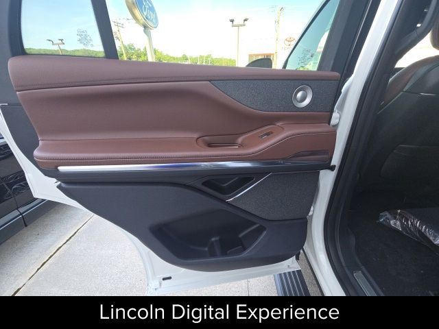 2027 Lincoln Navigator Reserve - Photo 41